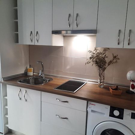 Apartamentos Clavero 10 ปลาเซนเซีย ภายนอก รูปภาพ