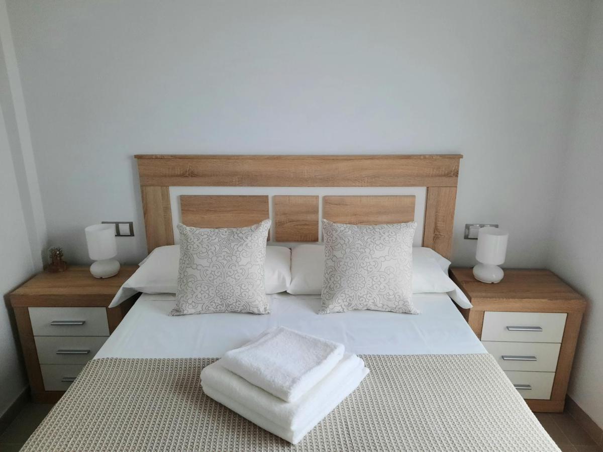 Apartamentos Clavero 10 ปลาเซนเซีย ภายนอก รูปภาพ
